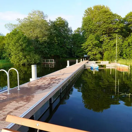 דירה Am Krakower Serrahn